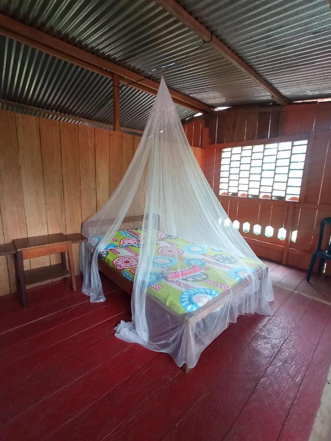 Hostal Buho Amazonas Tours เลติเซีย ภายนอก รูปภาพ