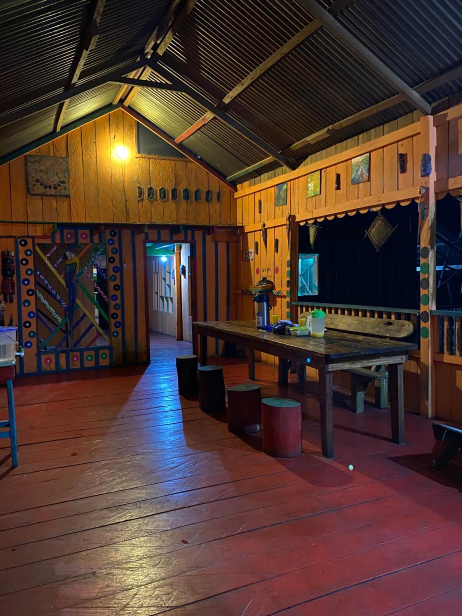 Hostal Buho Amazonas Tours เลติเซีย ภายนอก รูปภาพ