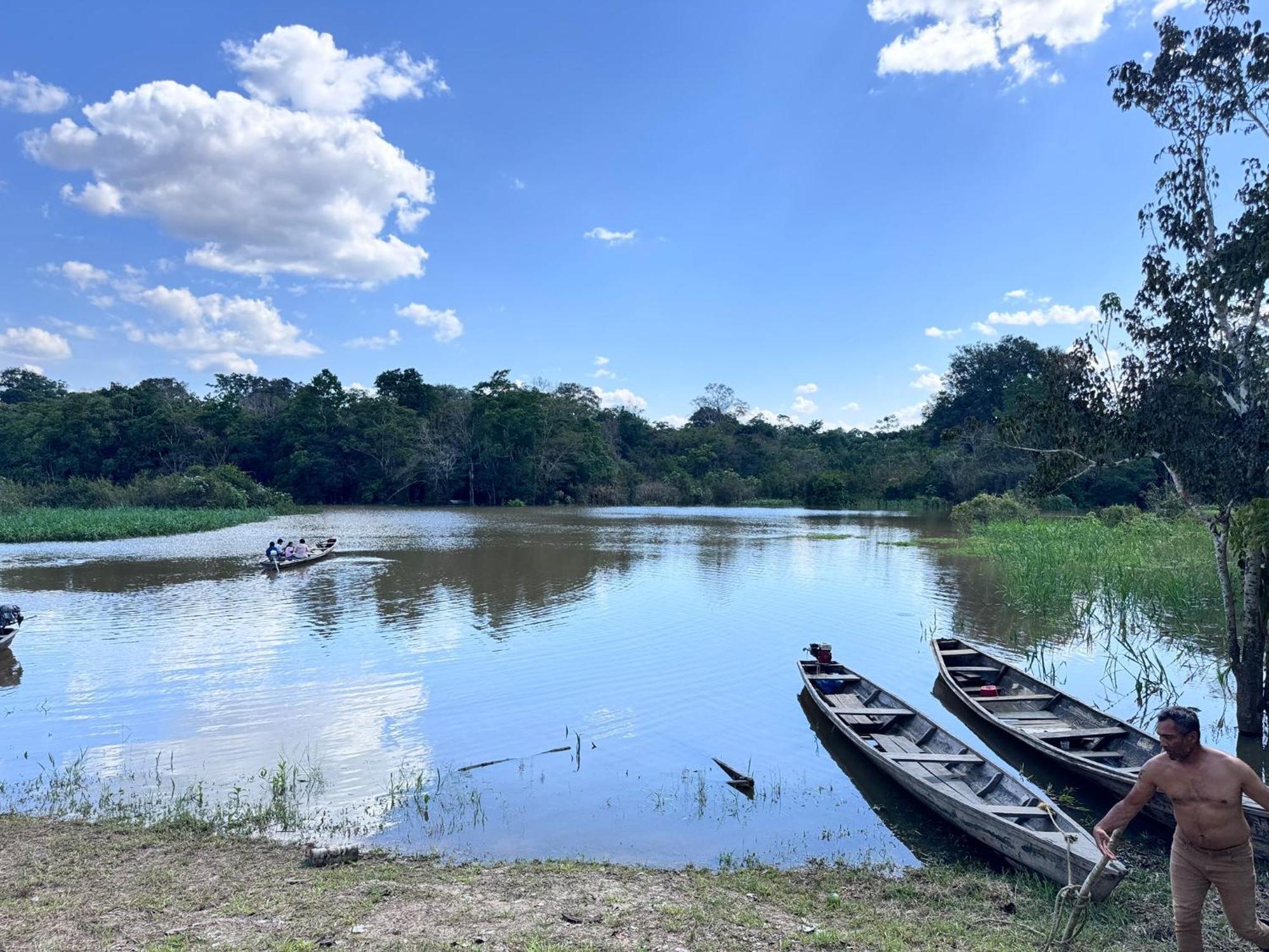 Hostal Buho Amazonas Tours เลติเซีย ภายนอก รูปภาพ