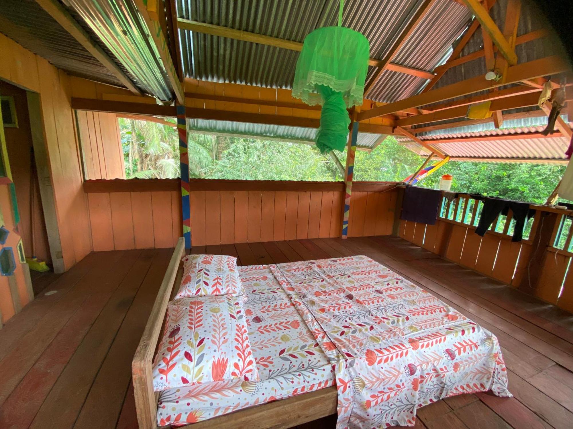 Hostal Buho Amazonas Tours เลติเซีย ภายนอก รูปภาพ